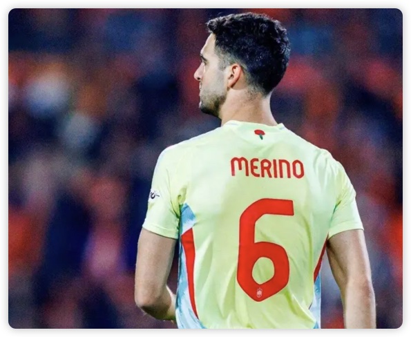 加克波破门梅里诺补时绝平 10人荷兰2-2西班牙