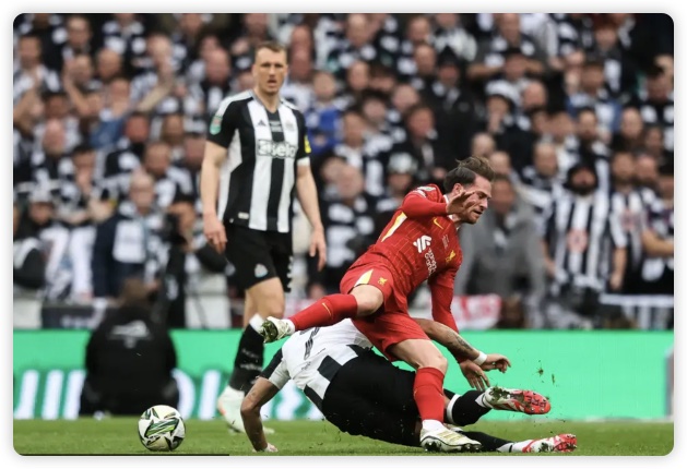 小基耶萨破门 利物浦1-2目送纽卡斯尔70年首冠